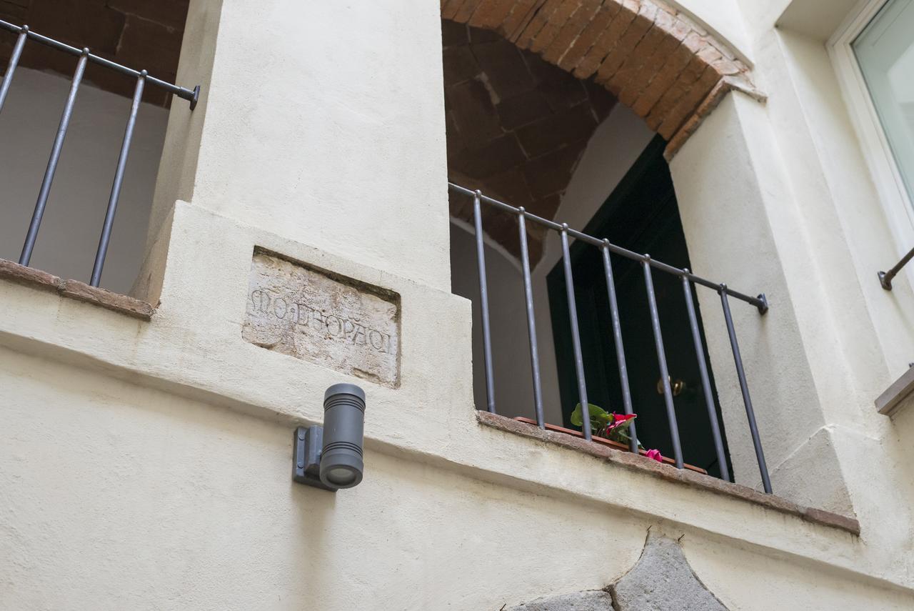 Il Chiostro Appartamenti & Suites Suvereto Exterior photo
